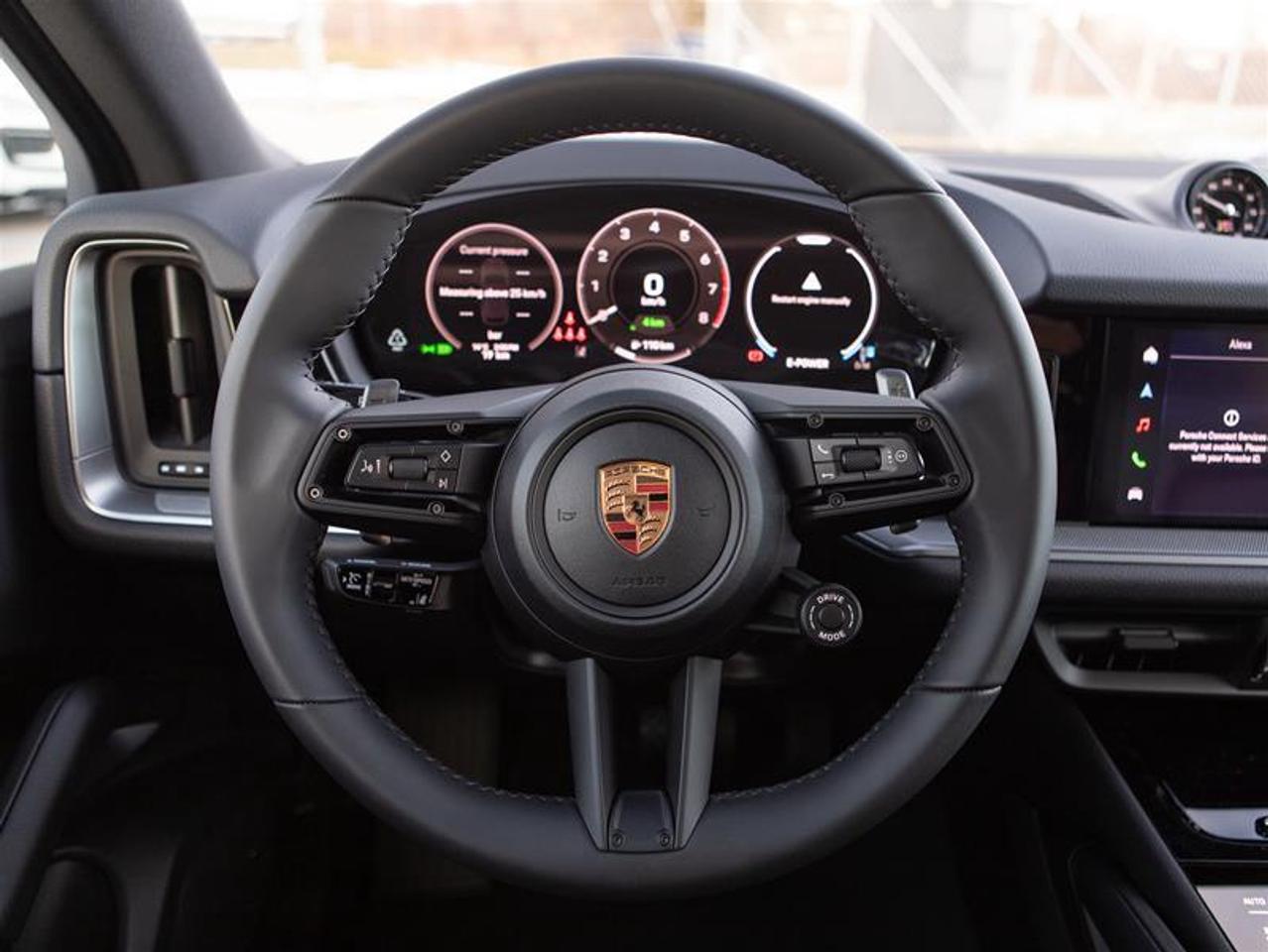2026 Porsche Cayenne e-Hybrid AWD Photo