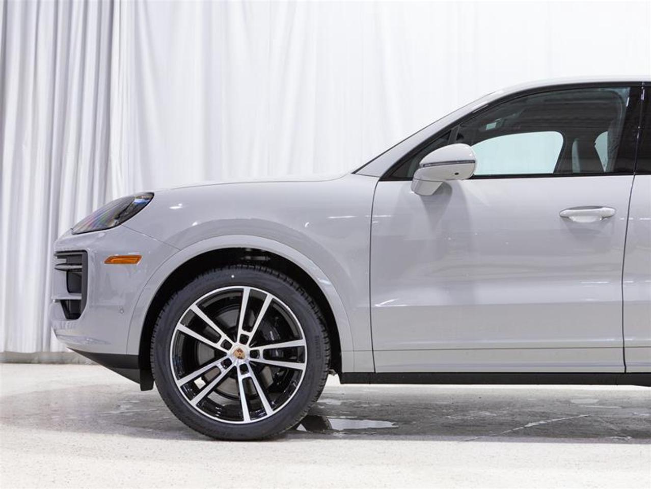 2026 Porsche Cayenne AWD Photo