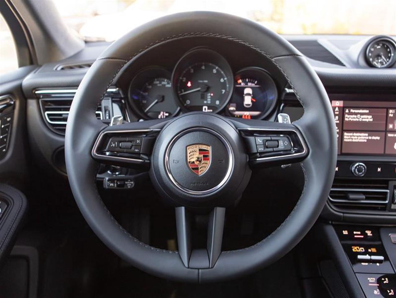 2026 Porsche Macan AWD Photo