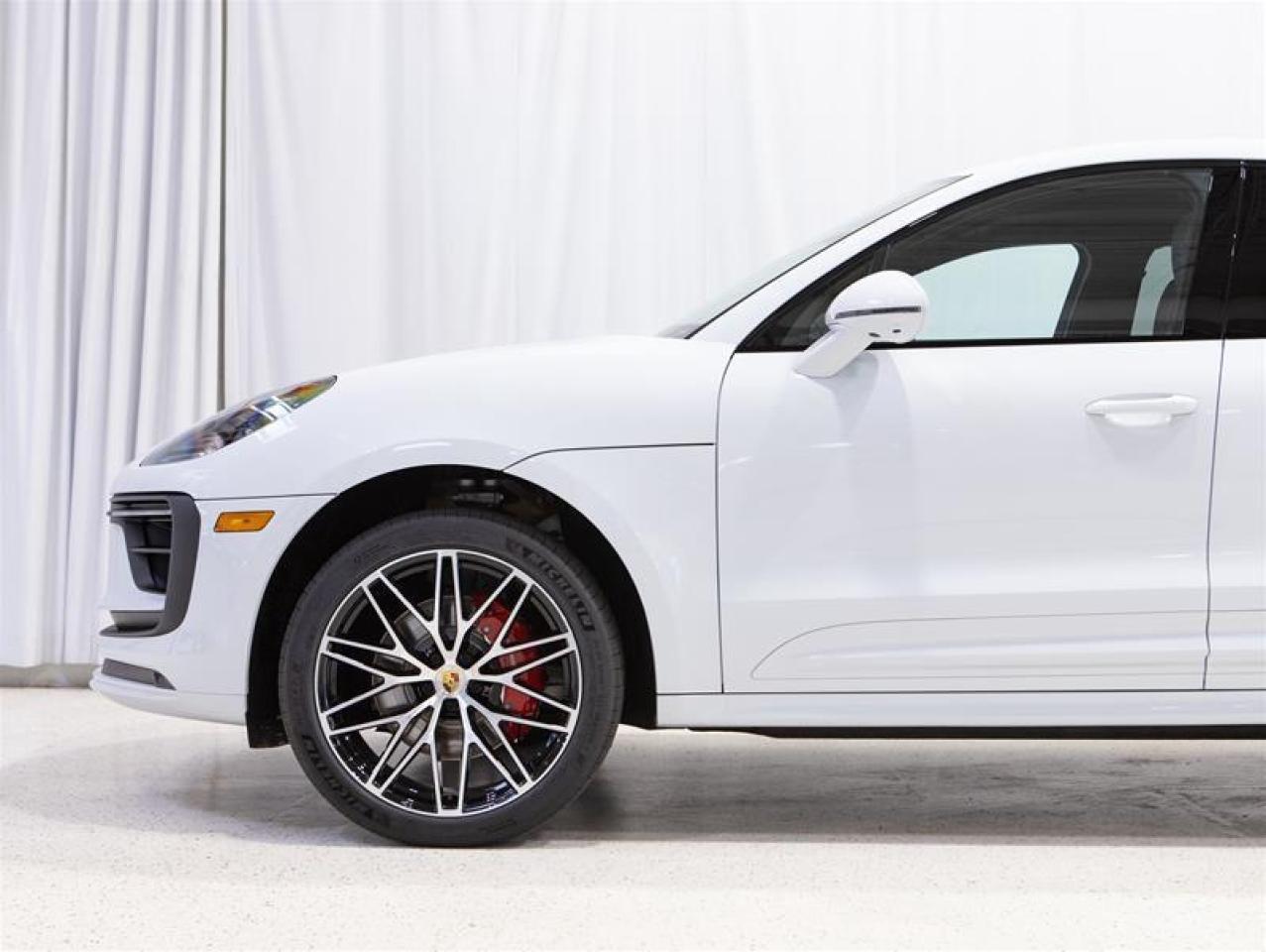 2026 Porsche Macan S AWD Photo