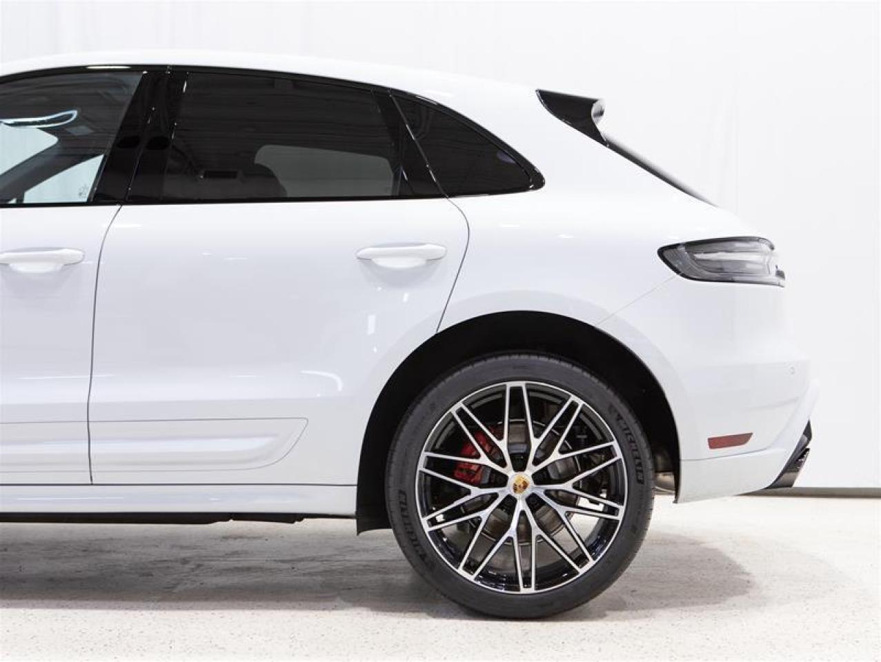 2026 Porsche Macan S AWD Photo