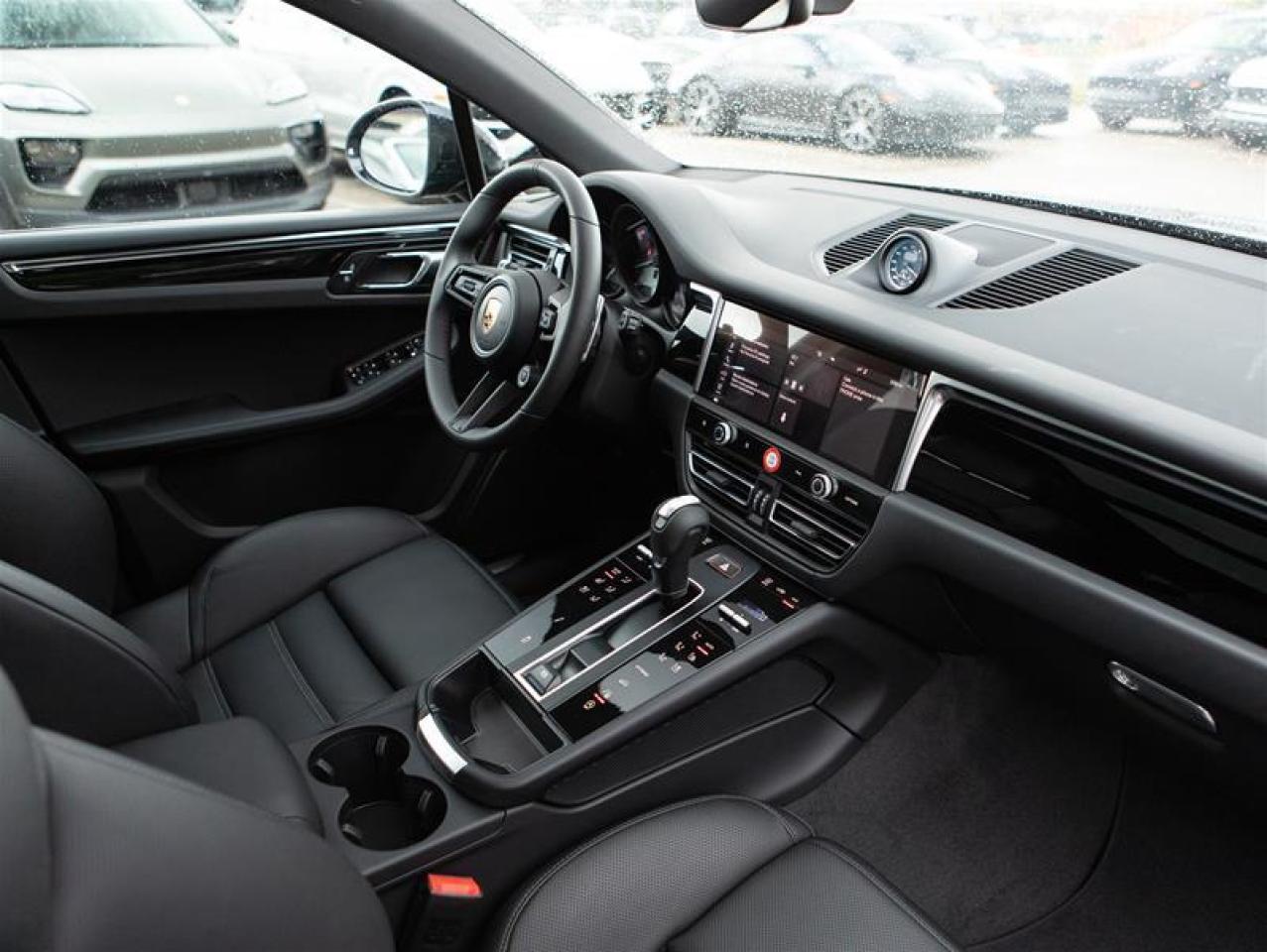 2026 Porsche Macan S AWD Photo