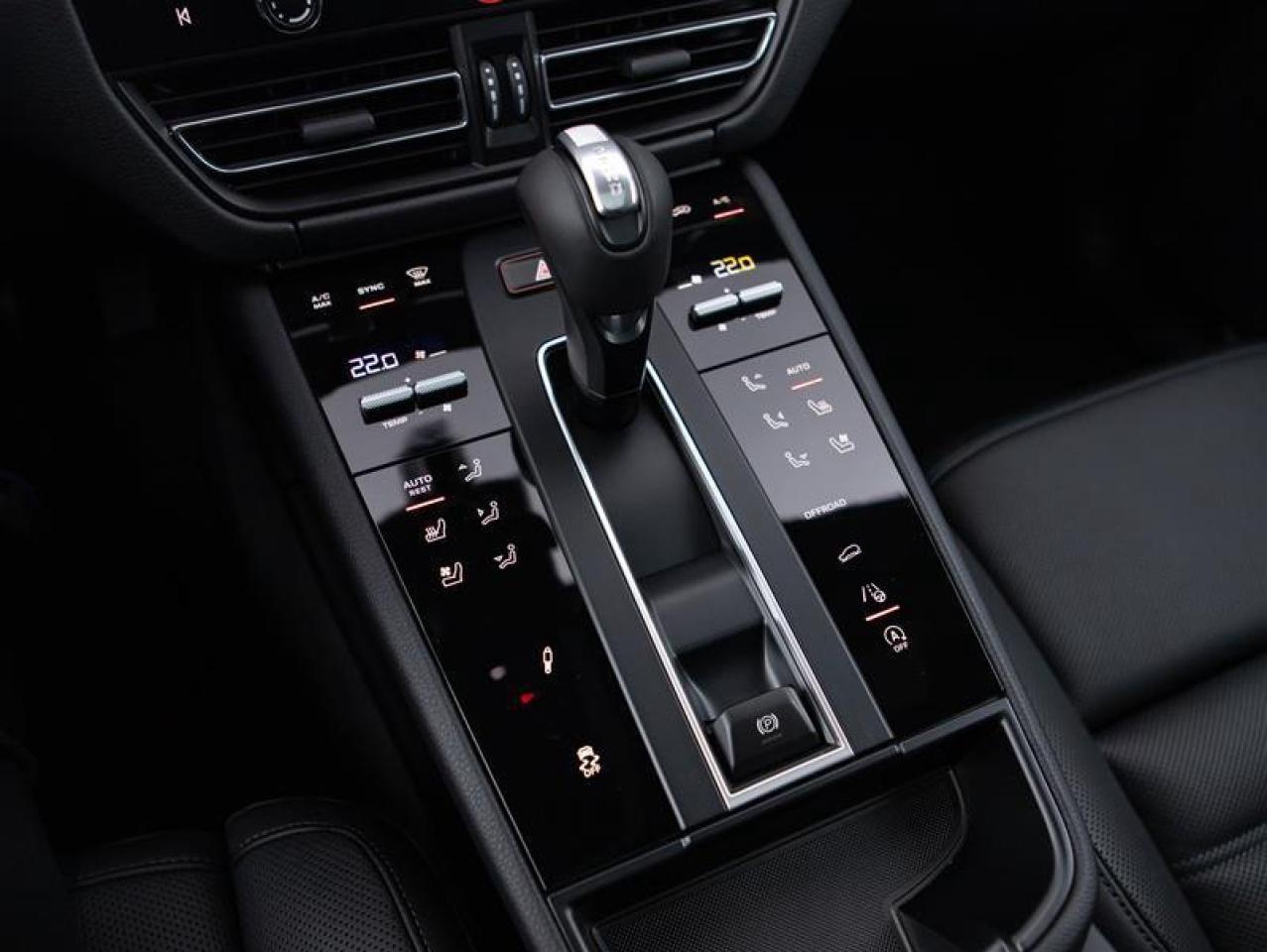 2026 Porsche Macan S AWD Photo