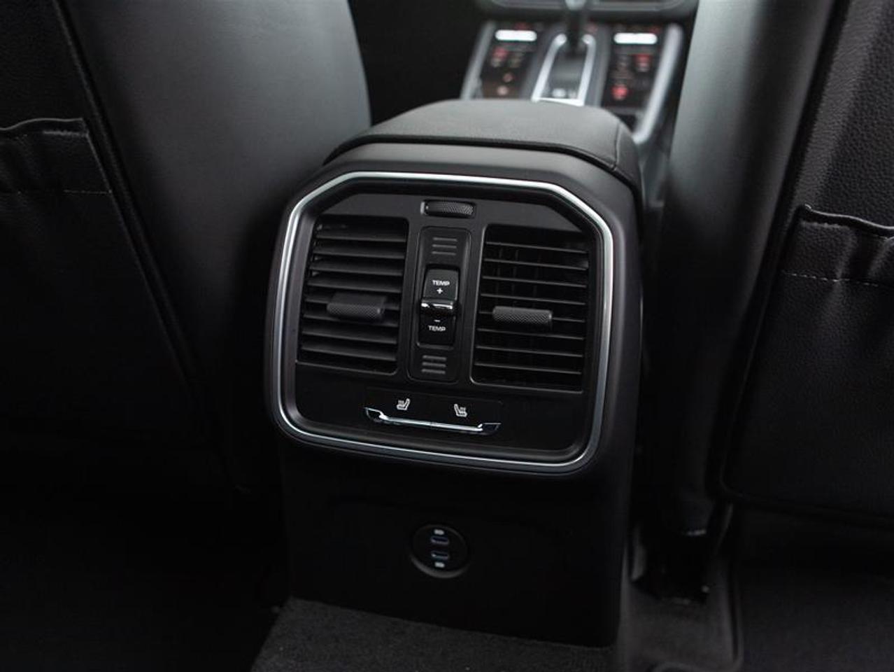 2026 Porsche Macan S AWD Photo