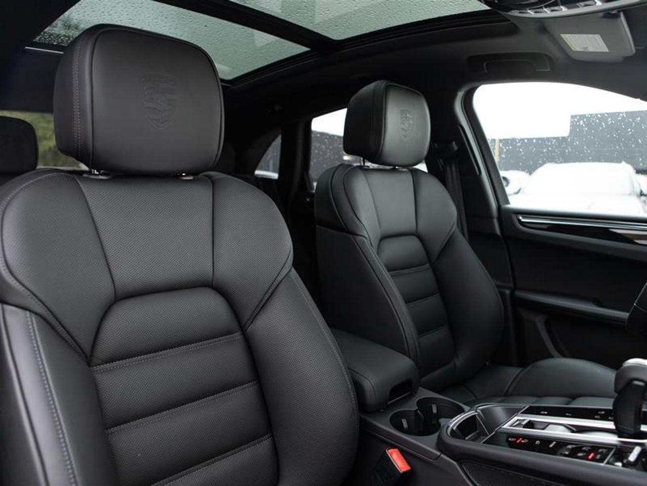 2026 Porsche Macan S AWD Photo