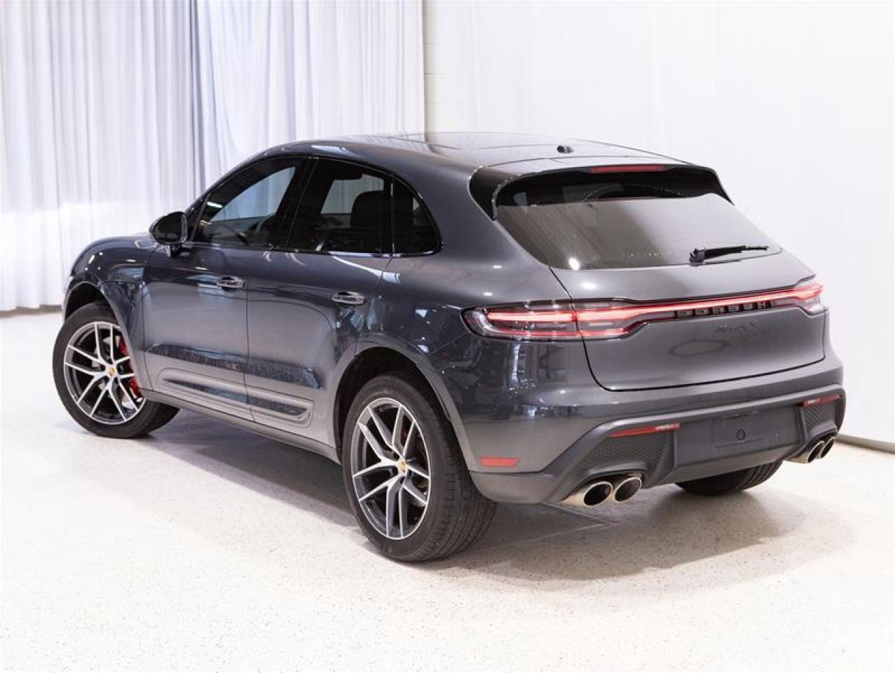 2023 Porsche Macan S Photo