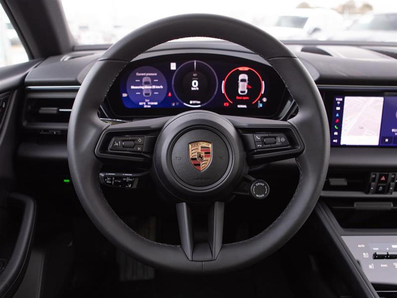 2025 Porsche Macan Electric RWD Photo