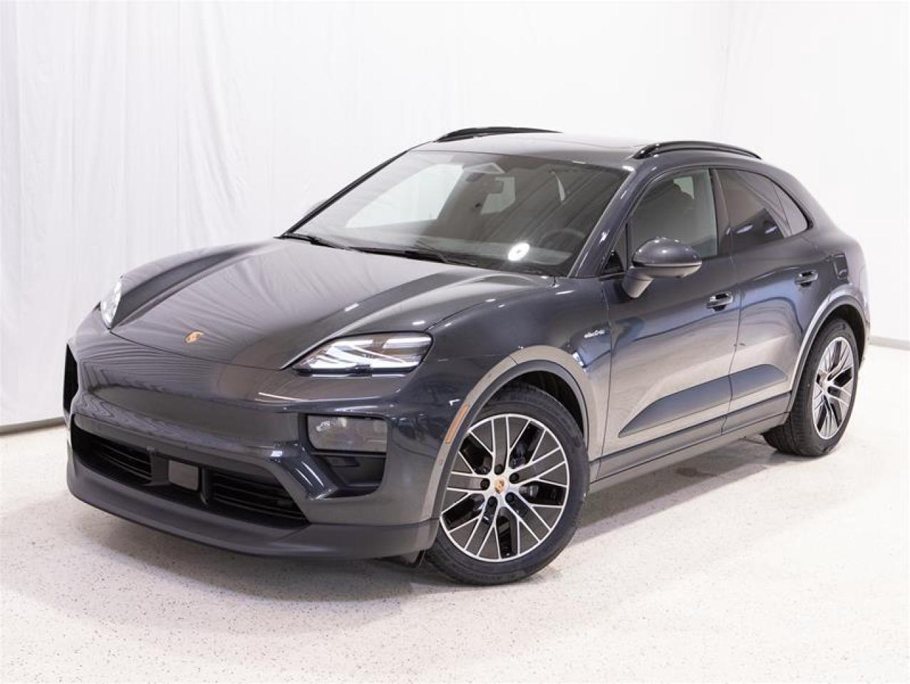 2025 Porsche Macan Electric RWD Photo