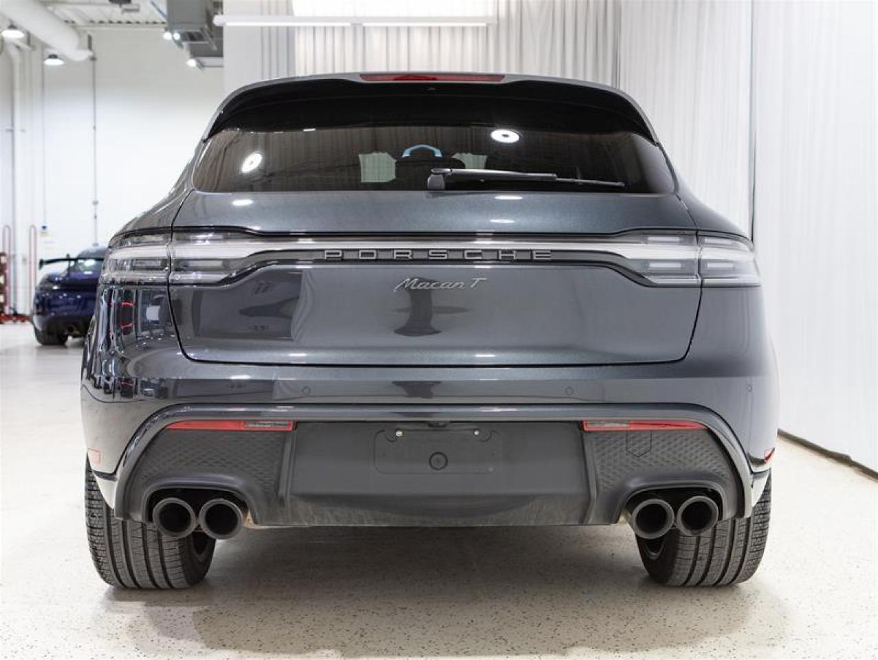 2024 Porsche Macan T AWD Photo