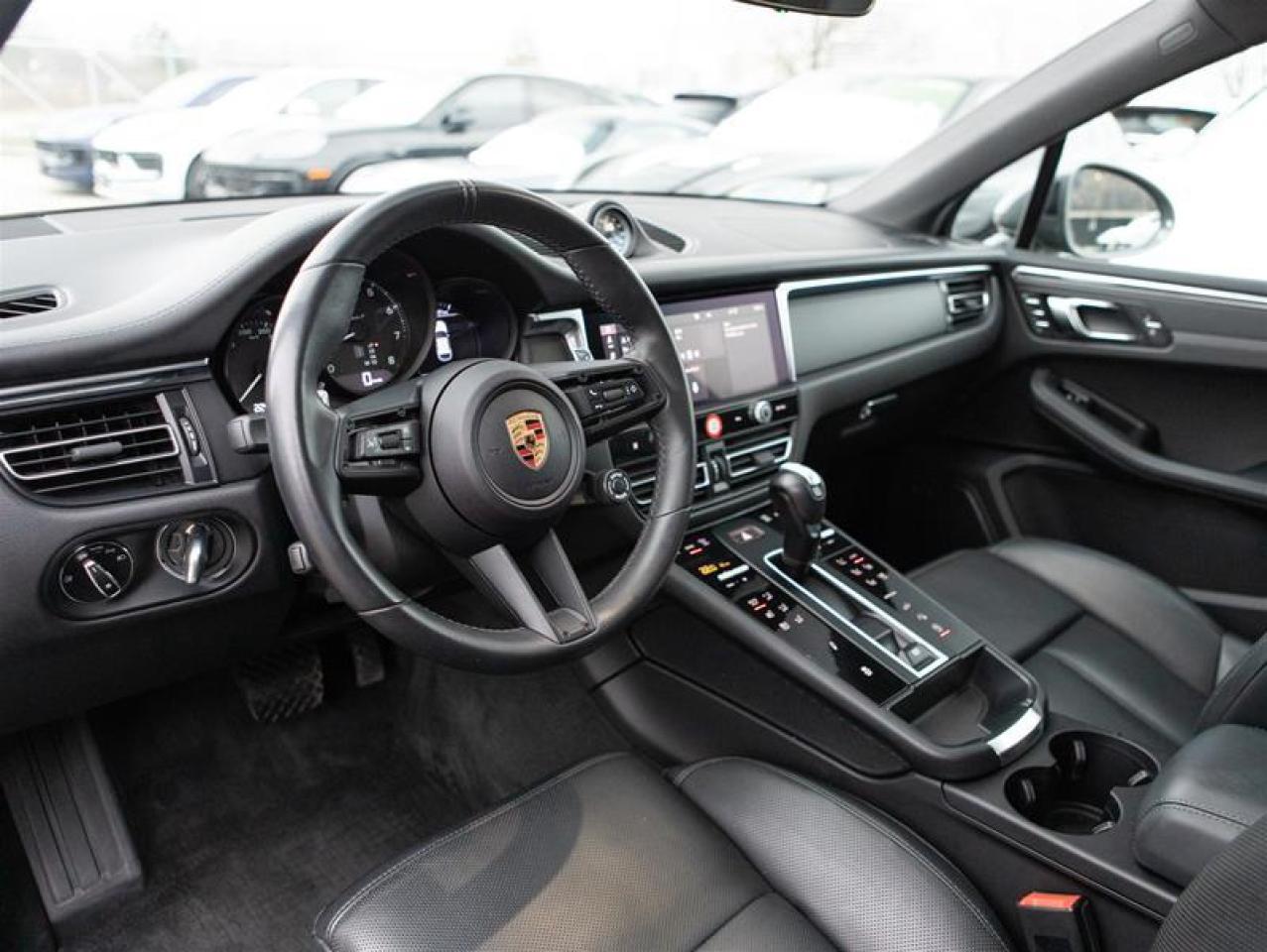 2024 Porsche Macan T AWD Photo