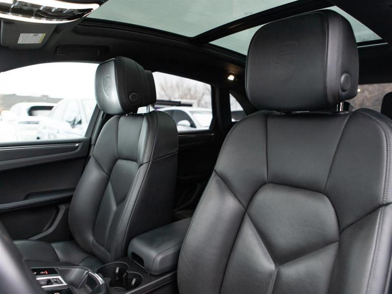 2024 Porsche Macan T AWD Photo