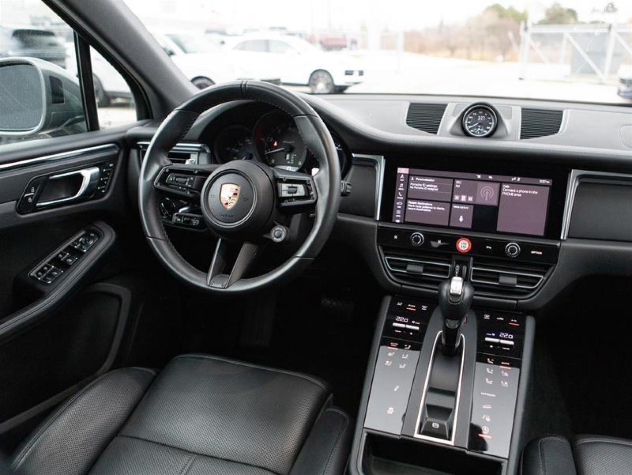 2024 Porsche Macan T AWD Photo