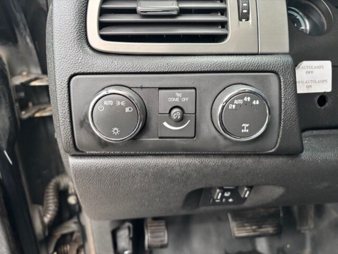 2012 Chevrolet Suburban 2500 4WD **9 PASSENGER-EX-POLICE-6.0L V8** Photo