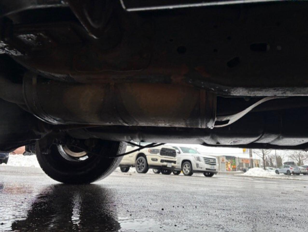 2012 Chevrolet Suburban 2500 4WD **9 PASSENGER-EX-POLICE-6.0L V8** Photo