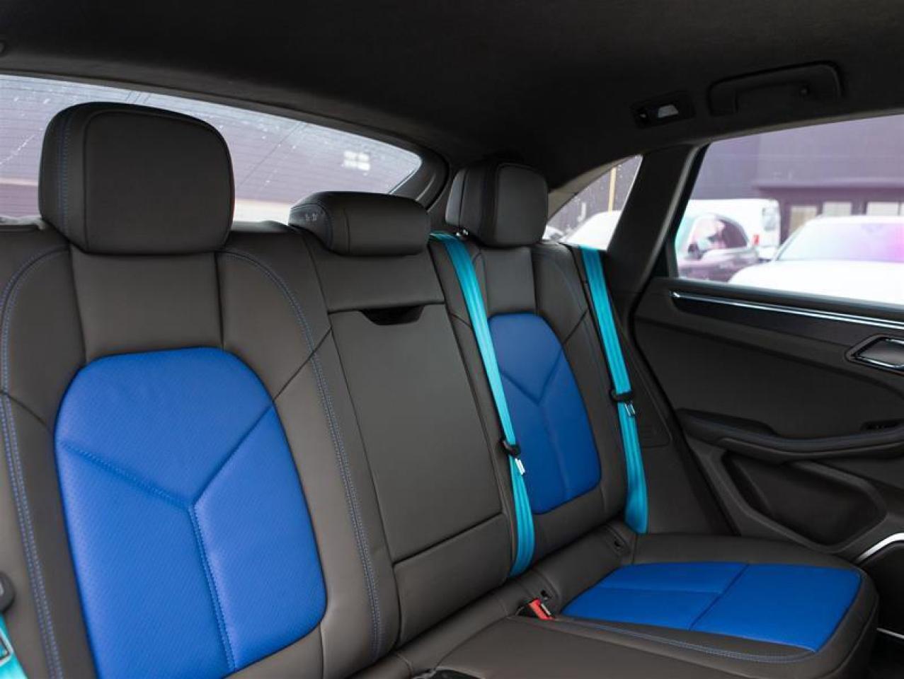 2025 Porsche Macan GTS AWD Photo