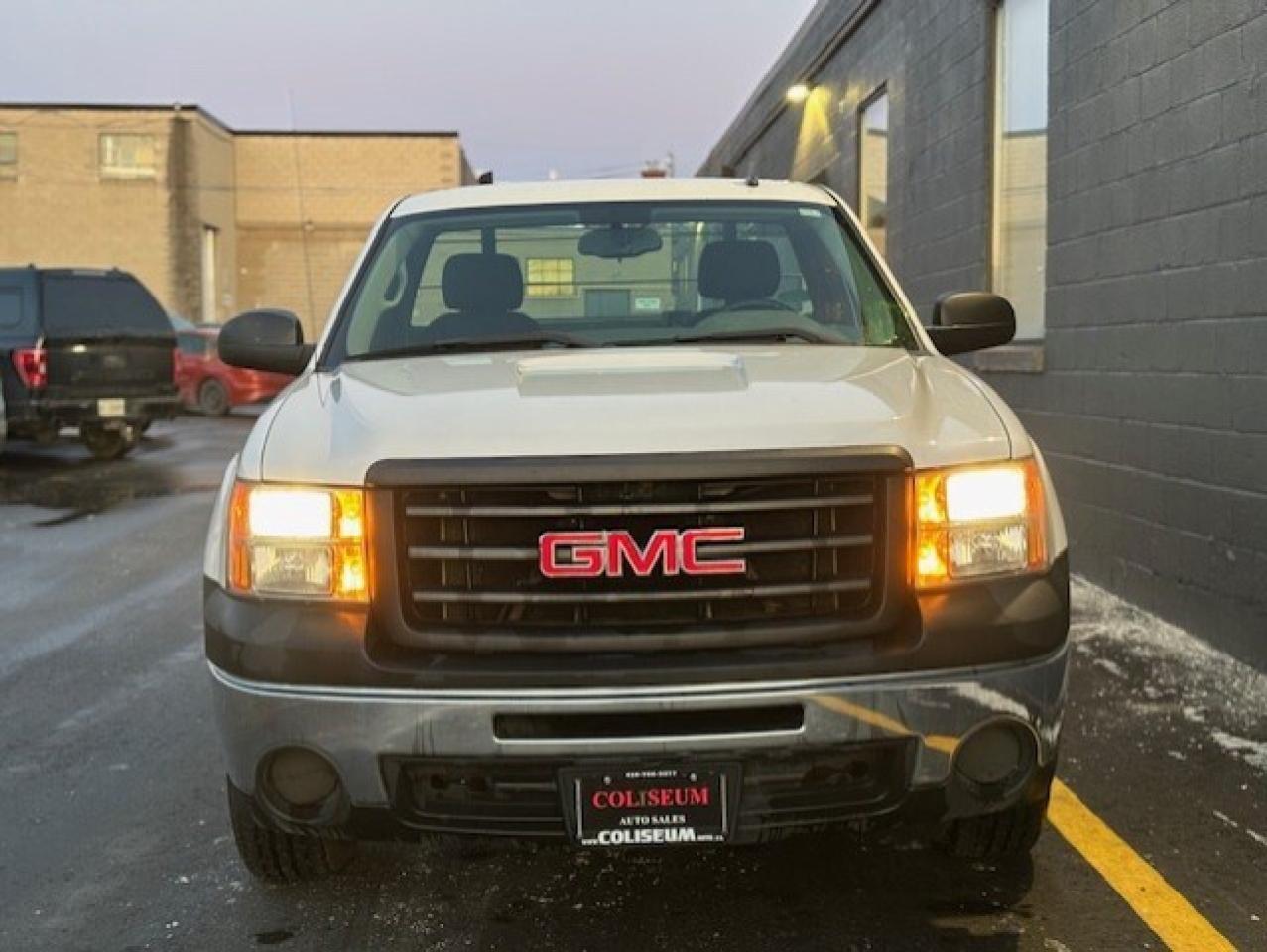 2012 GMC Sierra 1500 ONLY 35,000KM-REGULAR CAB LONG BOX-CERTIFIED Photo