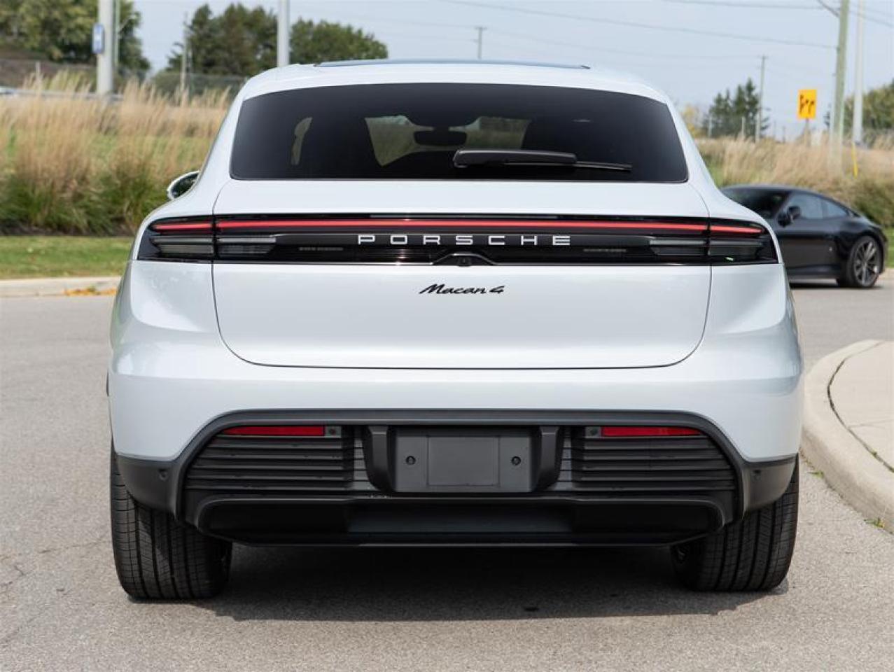 2024 Porsche Macan Electric 4 AWD Photo