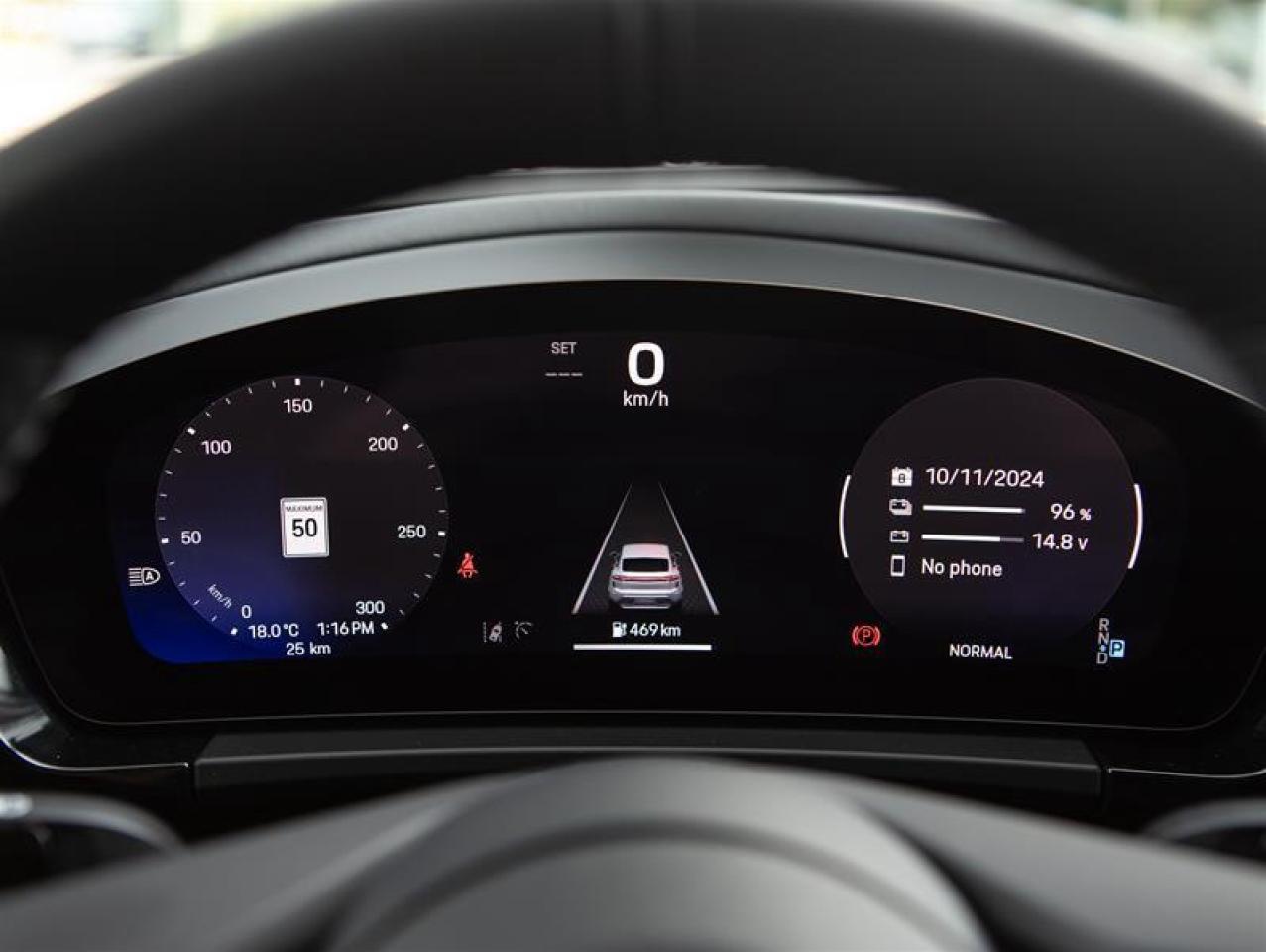 2024 Porsche Macan Electric 4 AWD Photo