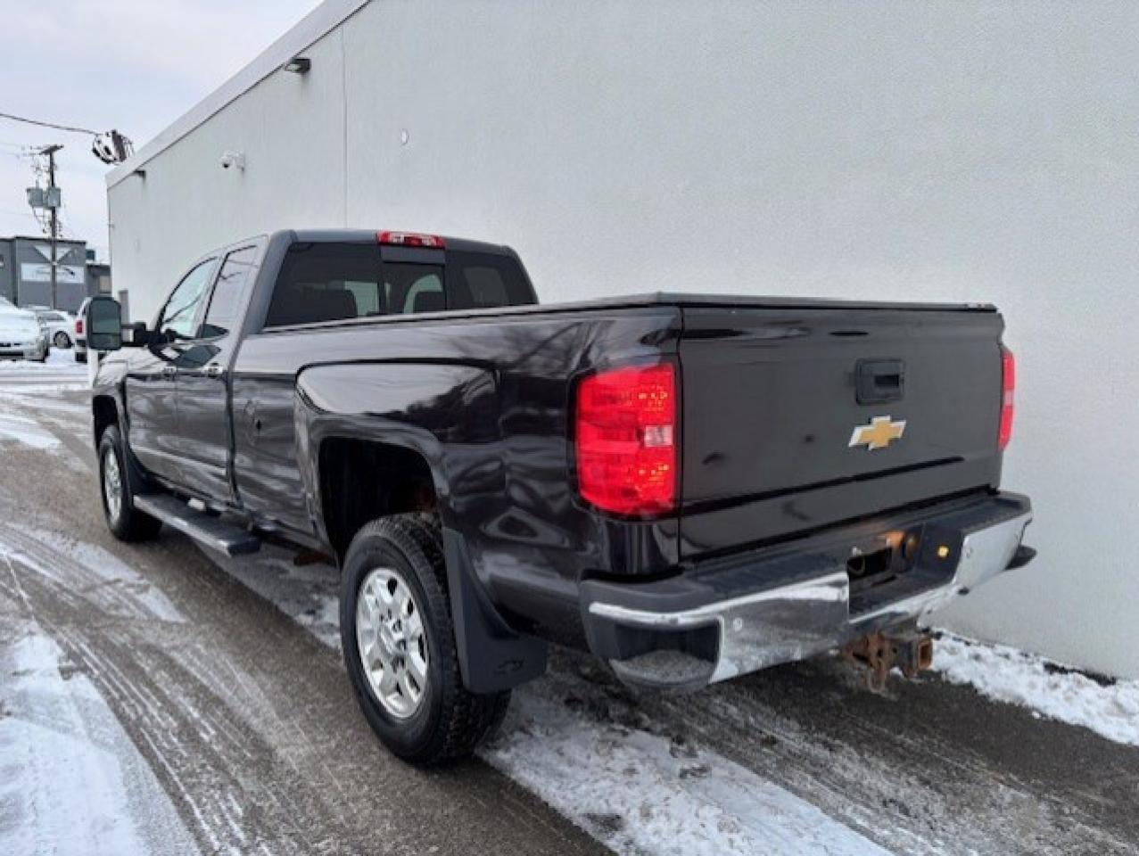 2015 Chevrolet Silverado 2500 LTZ 4WD Z71-CREW CAB-LONG BOX-LEATHER-NAVI-TONNEAU Photo3