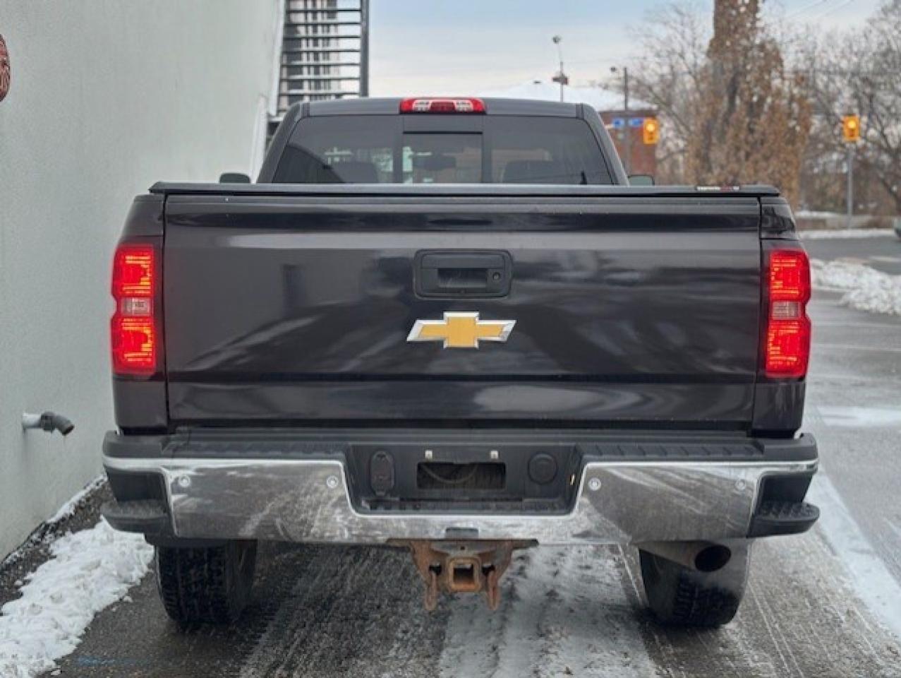 2015 Chevrolet Silverado 2500 LTZ 4WD Z71-CREW CAB-LONG BOX-LEATHER-NAVI-TONNEAU Photo