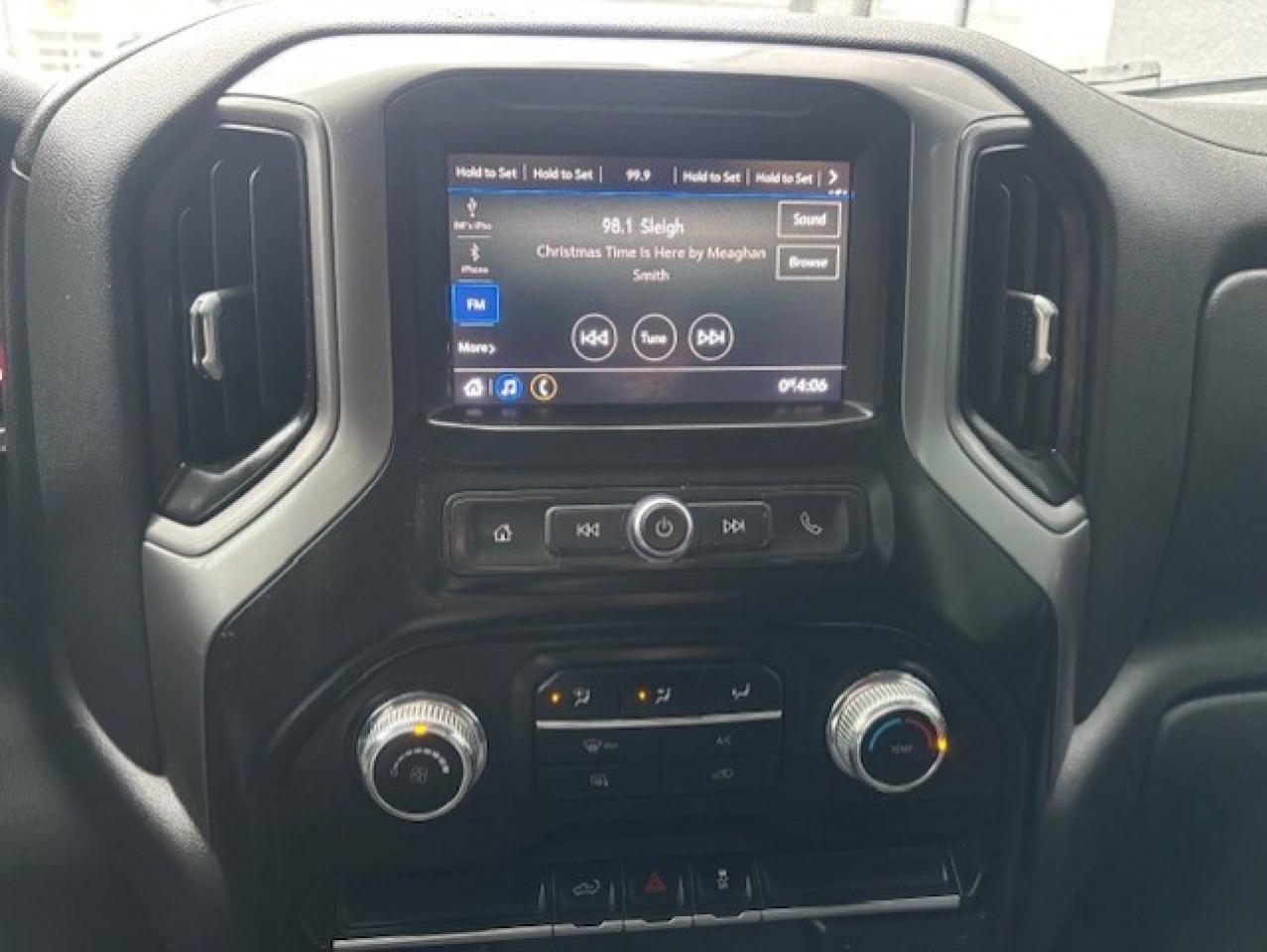 2020 GMC Sierra 1500 4WD V8 **REGULAR CAB-LONG BOX-CAP-CARGO BED SLIDE* Photo