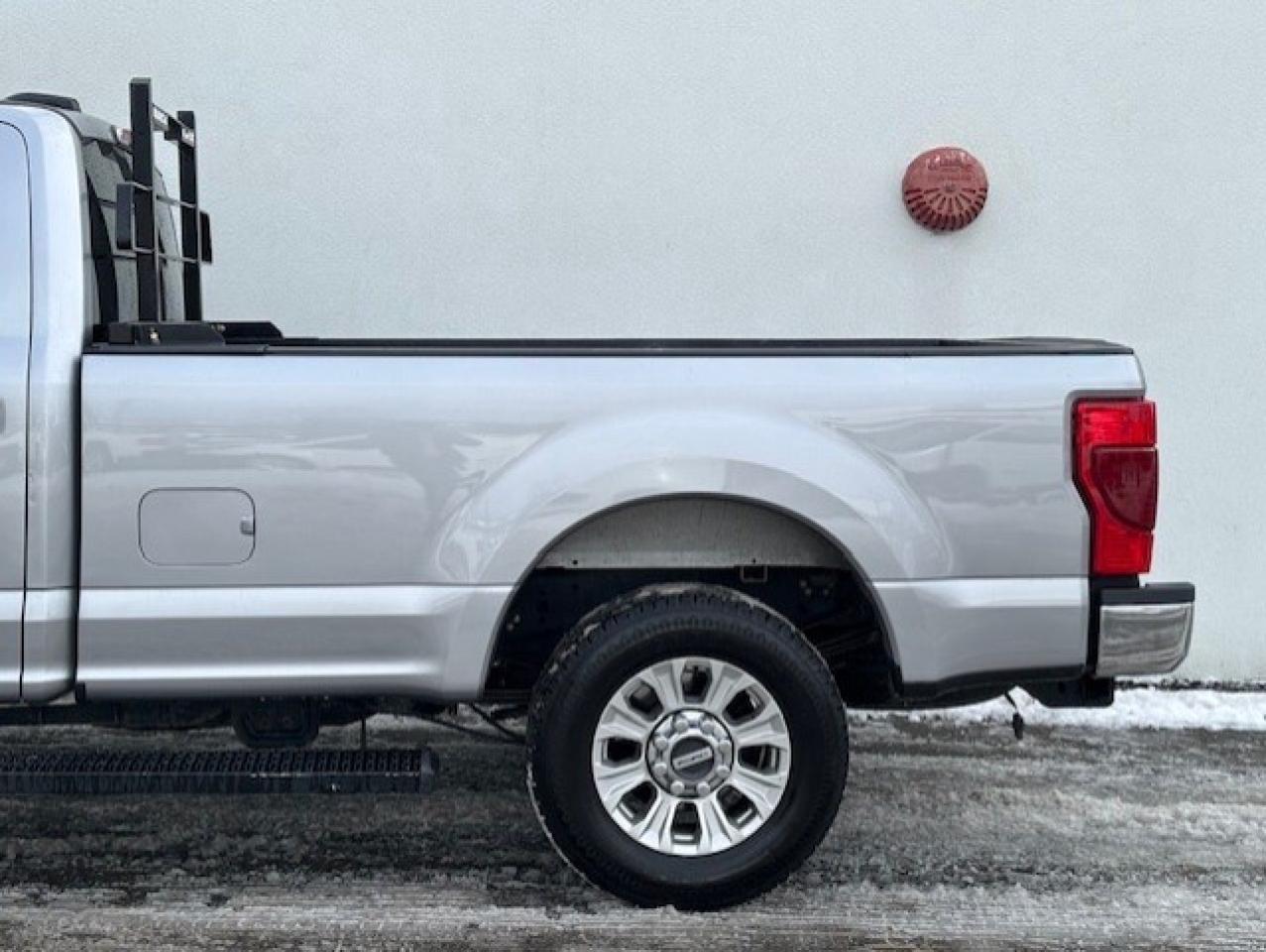 2021 Ford F-350 XLT CREW CAB-LONG BOX-1 OWNER-CERTIFIED-WE FINANCE Photo