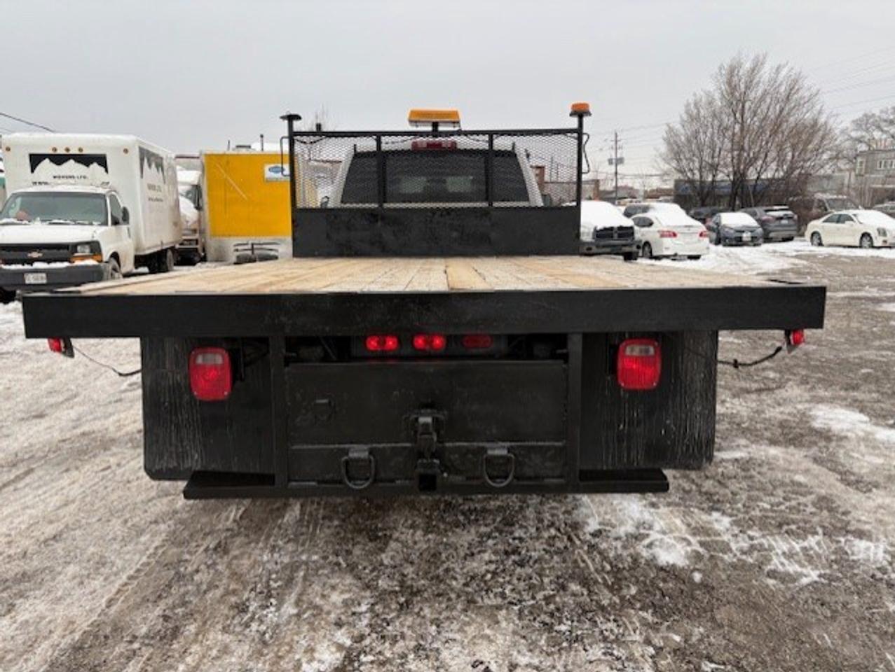 2013 RAM 5500 SLT 4WD 6.7L CUMMINS DIESEL-12' FLAT DECK-CREW CAB Photo3