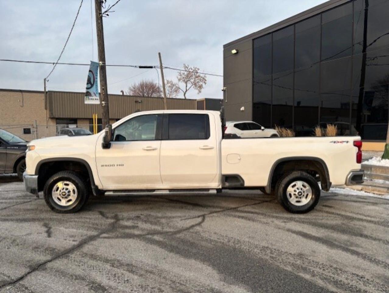 2021 Chevrolet SILVERADO 2500HD LT 4WD-CREW CAB-8' LONG BOX--CERTIFIED-WE FINANCE! Photo