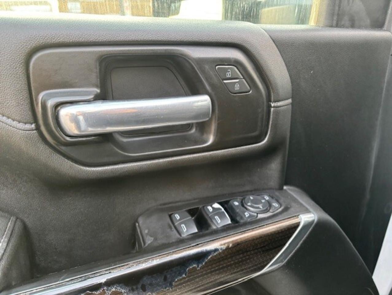 2021 Chevrolet SILVERADO 2500HD LT 4WD-CREW CAB-8' LONG BOX--CERTIFIED-WE FINANCE! Photo