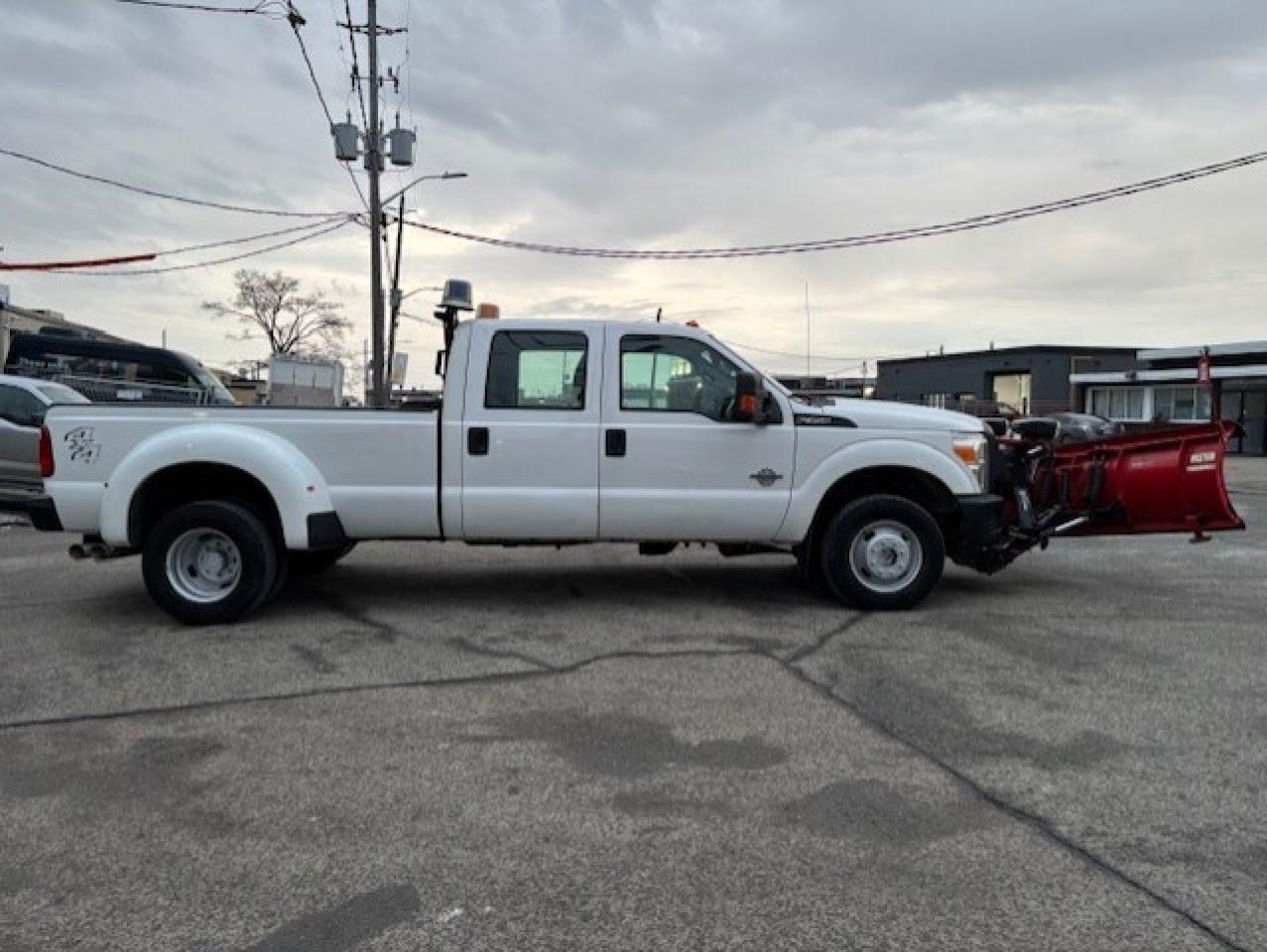 2015 Ford F-350 4WD 6.7L DIESEL-WESTERN SNOW PLOW-DUALLY-ONLY 69KM Photo