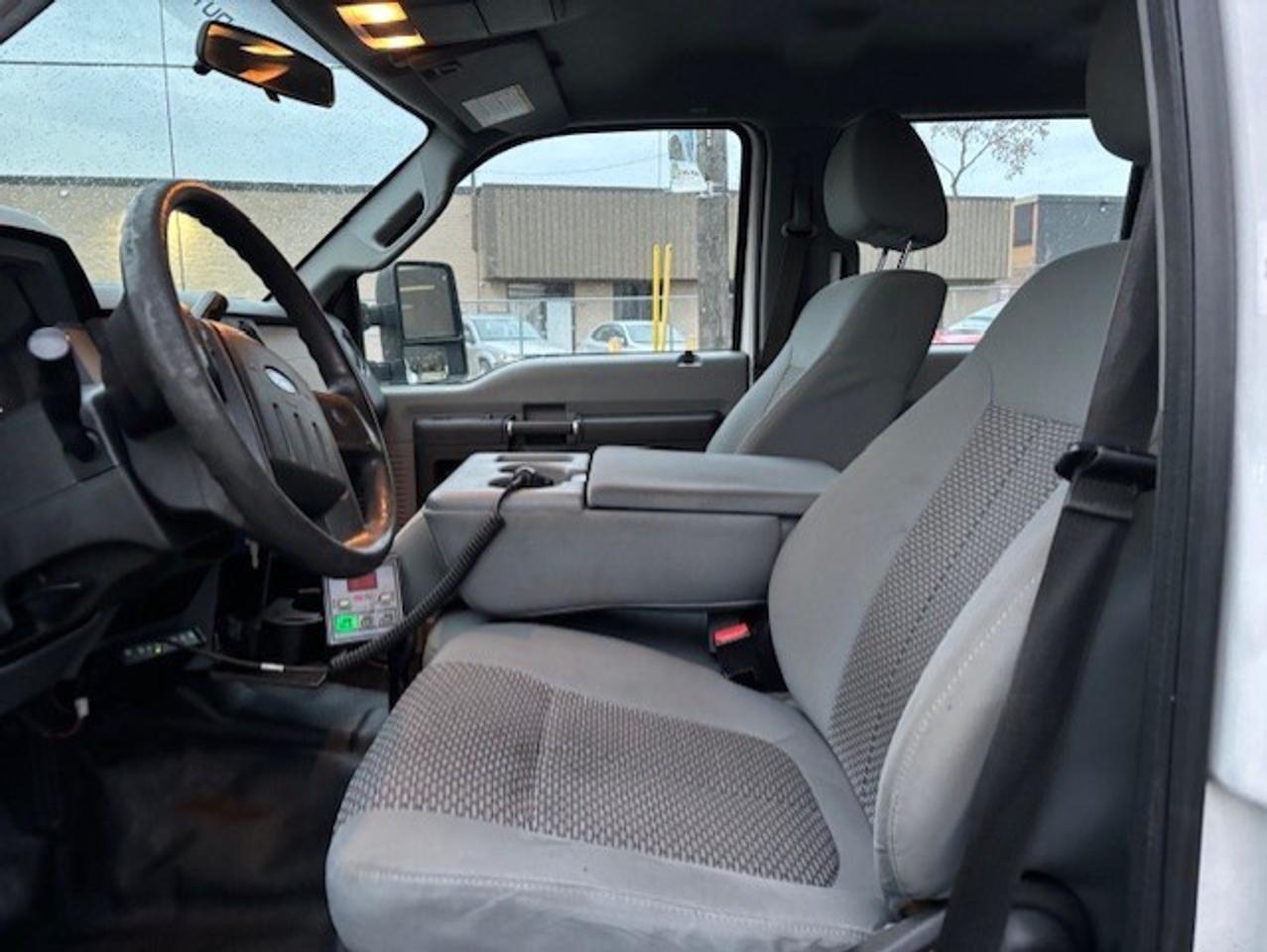 2015 Ford F-350 4WD 6.7L DIESEL-WESTERN SNOW PLOW-DUALLY-ONLY 69KM Photo