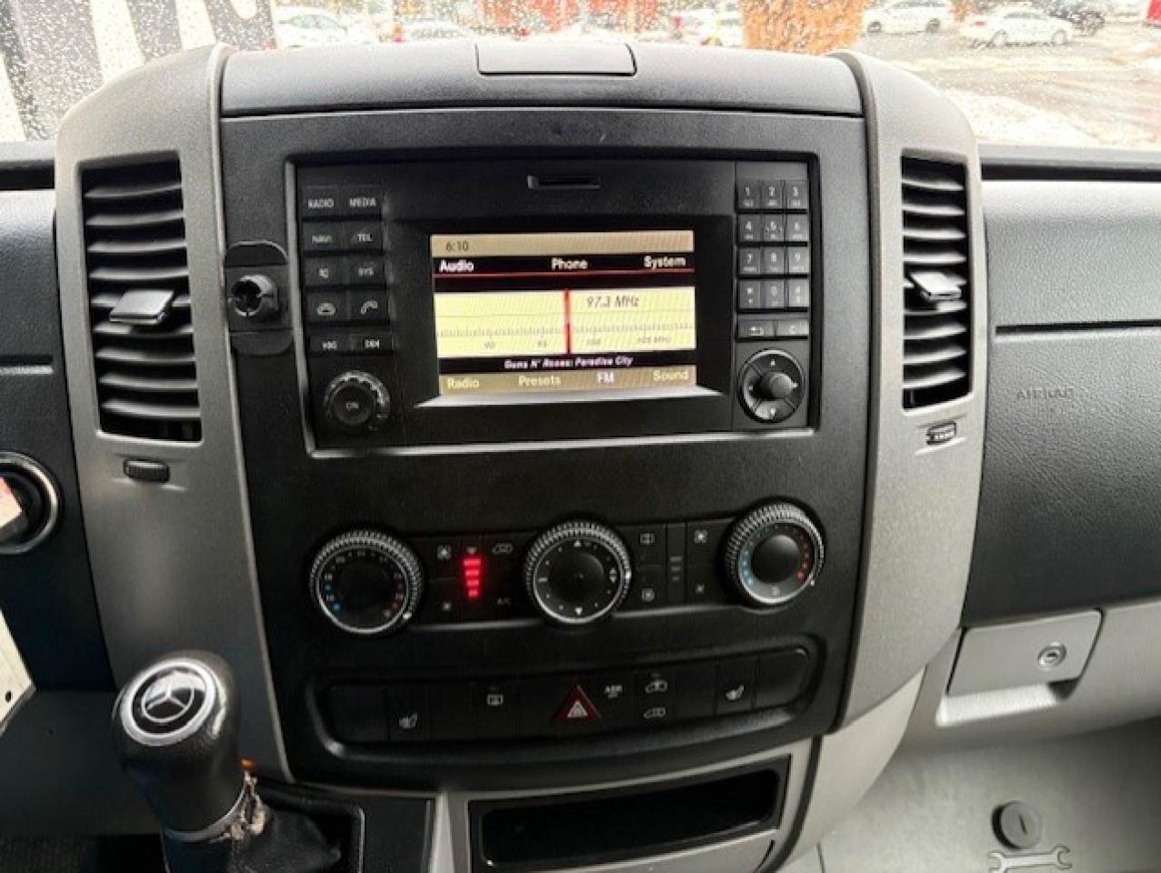 2015 Mercedes-Benz Sprinter AWD 2500 V6 **12 PASSENGER** 3 TO CHOOSE-CERTIFIED Photo