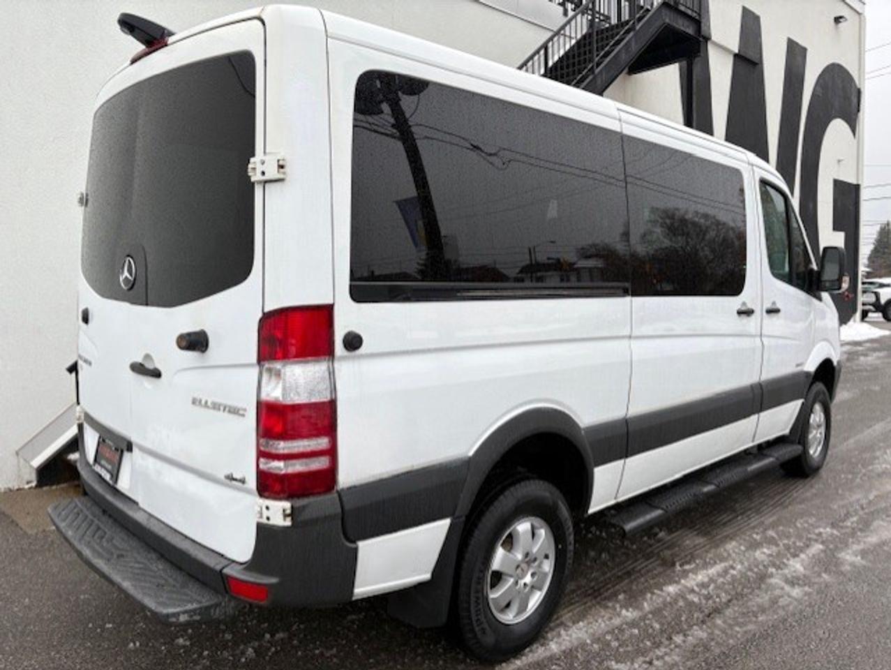 2015 Mercedes-Benz Sprinter AWD 2500 V6 **12 PASSENGER** 3 TO CHOOSE-CERTIFIED Photo4
