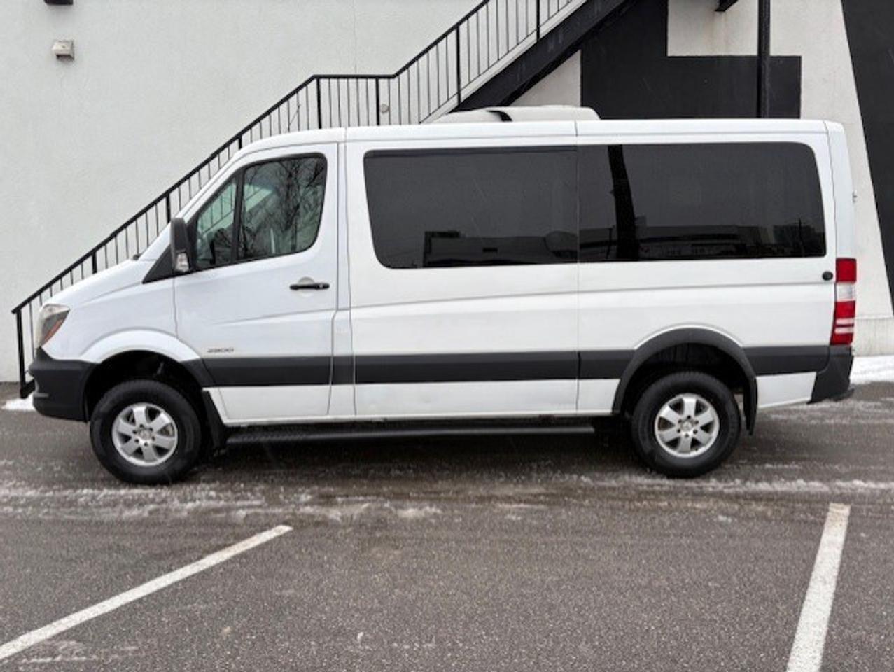 2015 Mercedes-Benz Sprinter AWD 2500 V6 **12 PASSENGER** 3 TO CHOOSE-CERTIFIED Photo