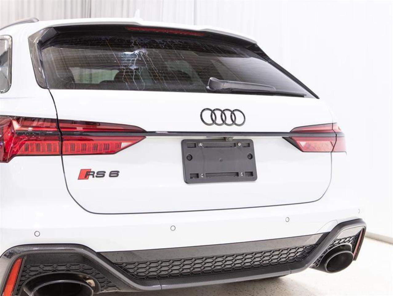 2023 Audi RS 6 Avant 4.0T quattro 8sp S-tronic Photo