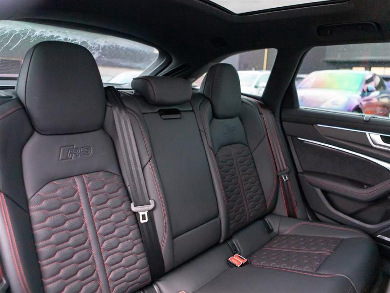 2023 Audi RS 6 Avant 4.0T quattro 8sp S-tronic Photo