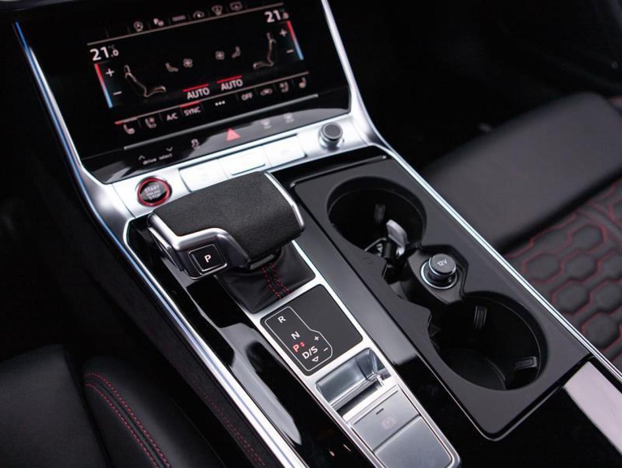 2023 Audi RS 6 Avant 4.0T quattro 8sp S-tronic Photo