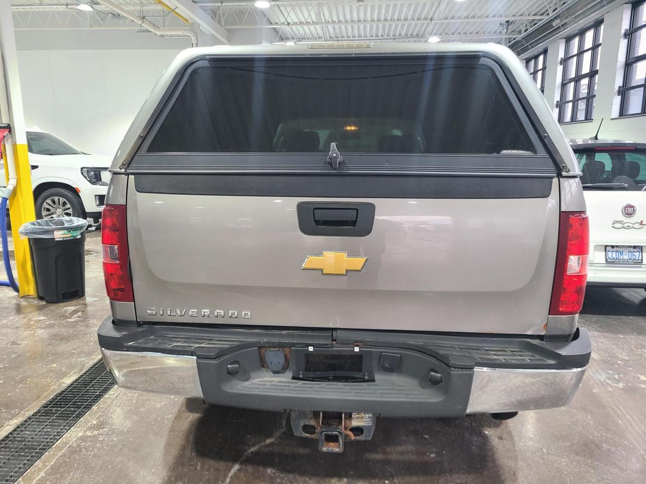 2014 Chevrolet SILVERADO 2500HD V8 6.0L-CREW CAB-LONG BOX-MATCHING CAP-146KM! Photo