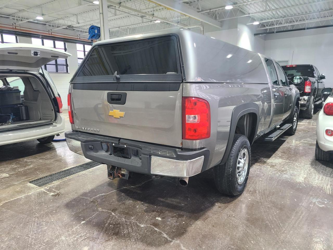 2014 Chevrolet SILVERADO 2500HD V8 6.0L-CREW CAB-LONG BOX-MATCHING CAP-146KM! Photo