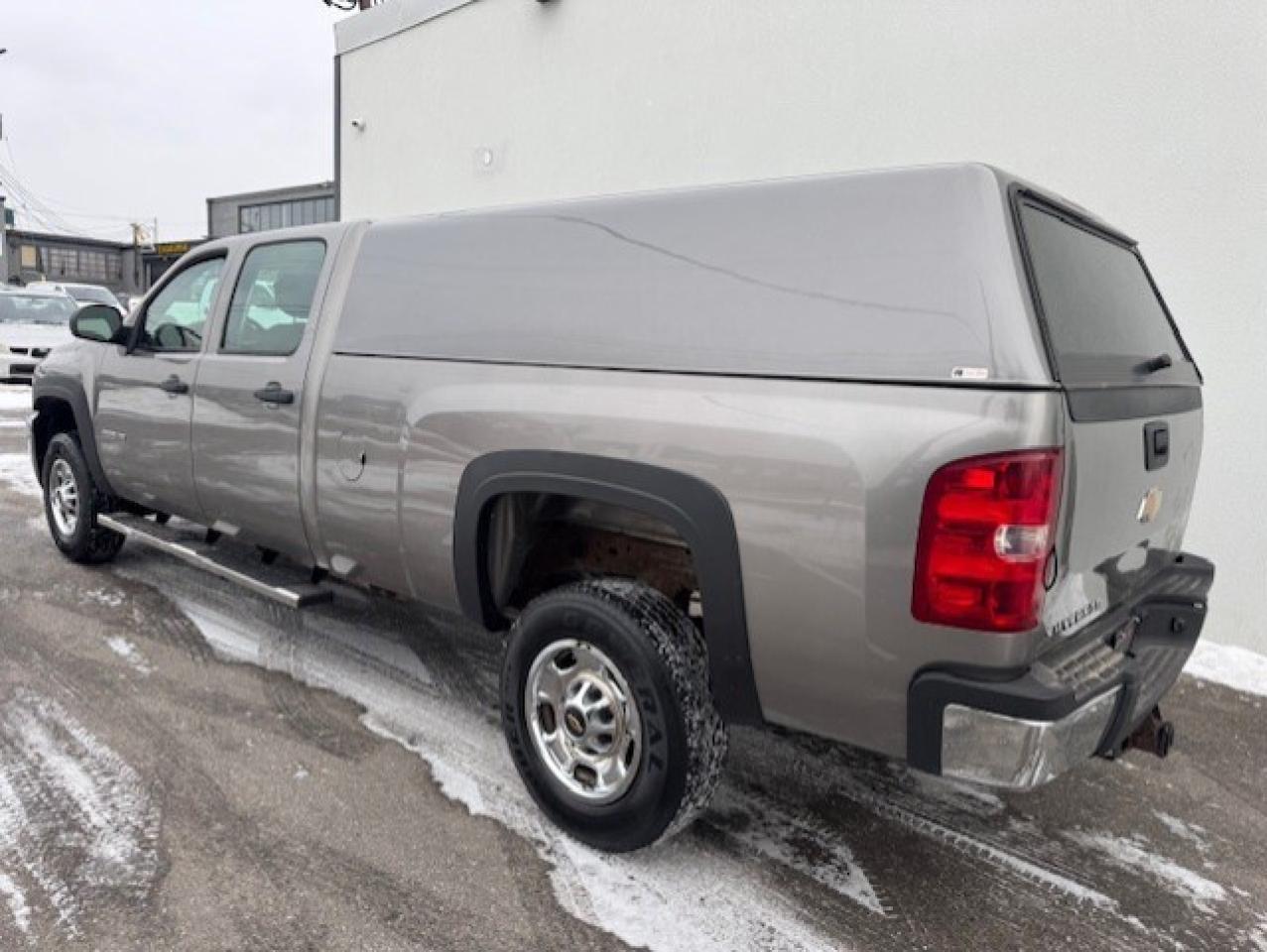 2014 Chevrolet SILVERADO 2500HD V8 6.0L-CREW CAB-LONG BOX-MATCHING CAP-146KM! Photo
