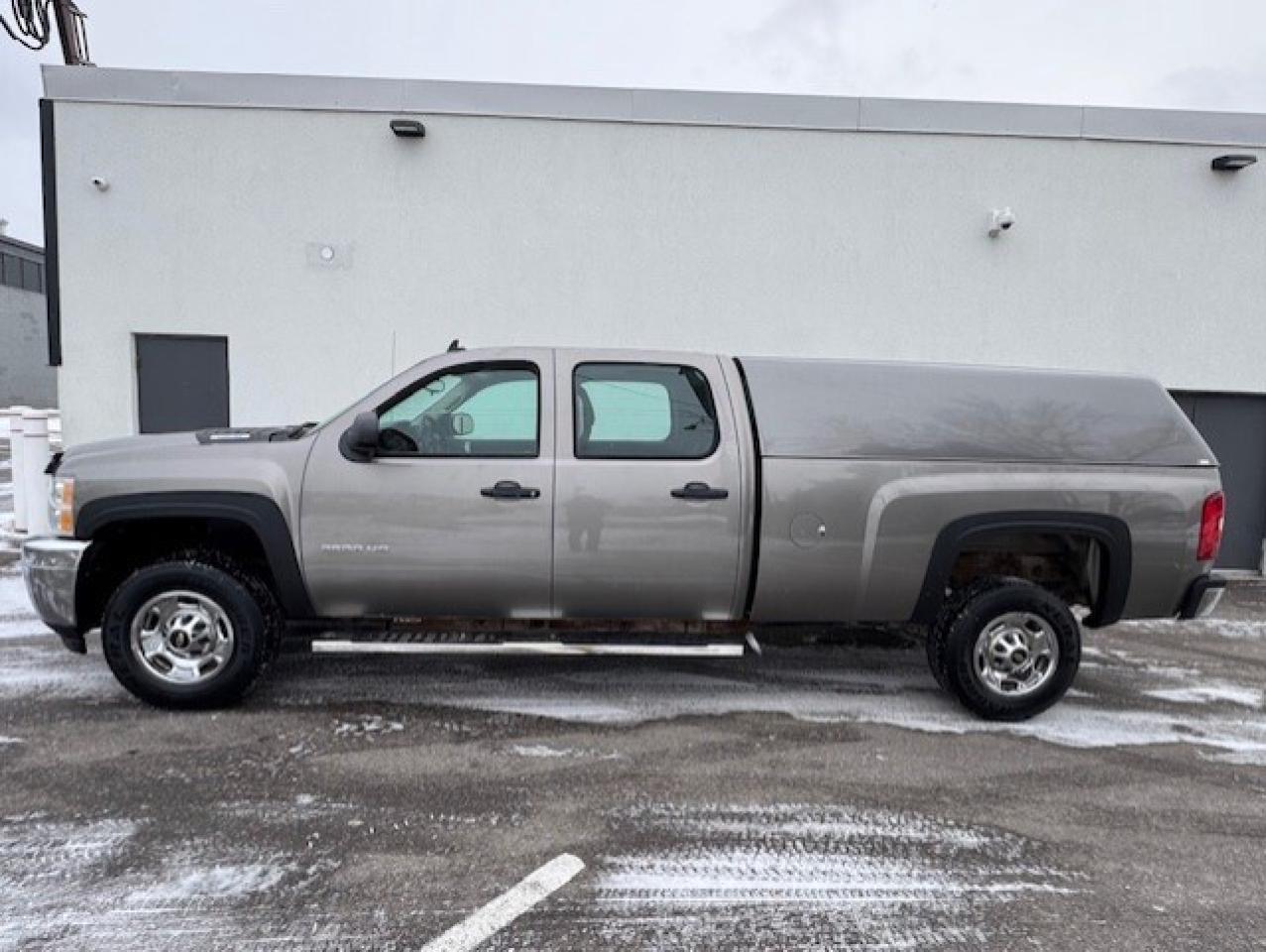 2014 Chevrolet SILVERADO 2500HD V8 6.0L-CREW CAB-LONG BOX-MATCHING CAP-146KM! Photo