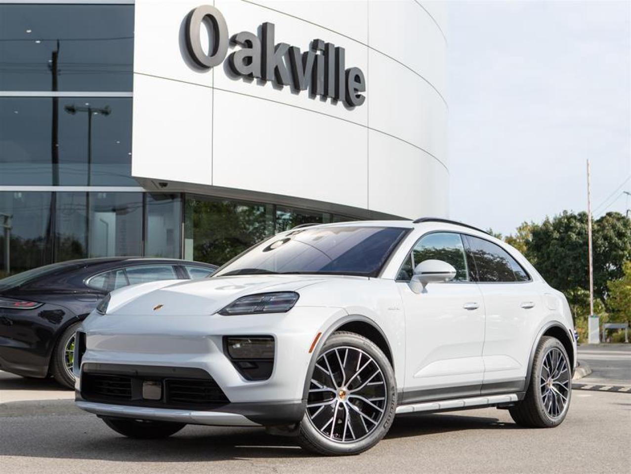2024 Porsche Macan Electric 4 AWD Photo