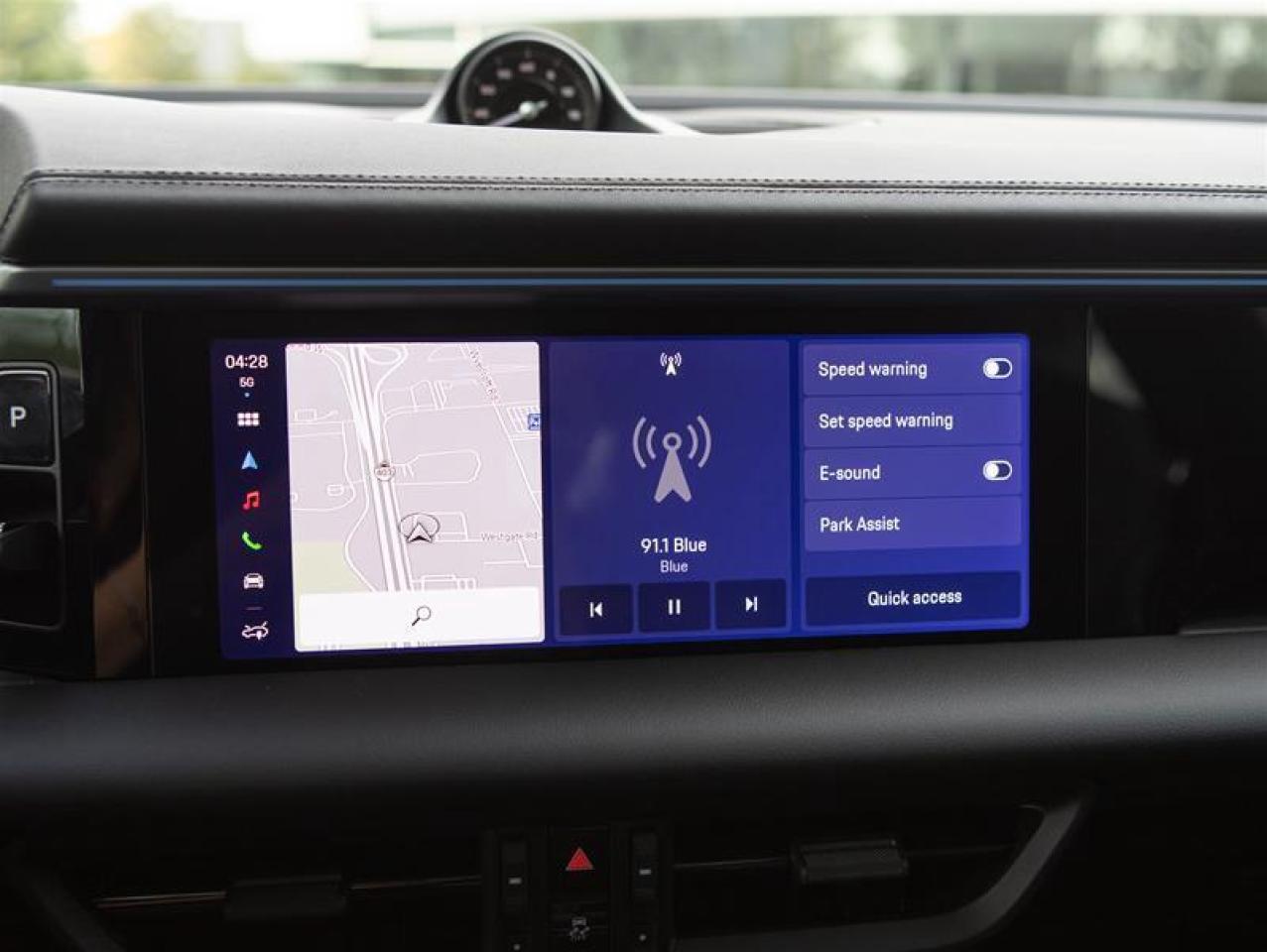 2024 Porsche Macan Electric 4 AWD Photo