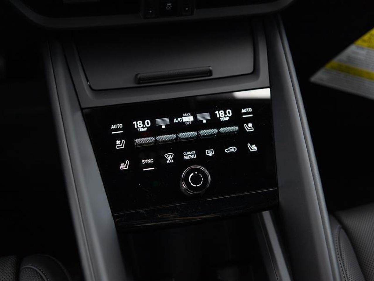 2024 Porsche Macan Electric 4 AWD Photo