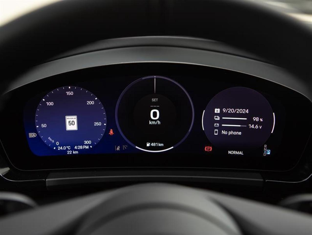 2024 Porsche Macan Electric 4 AWD Photo