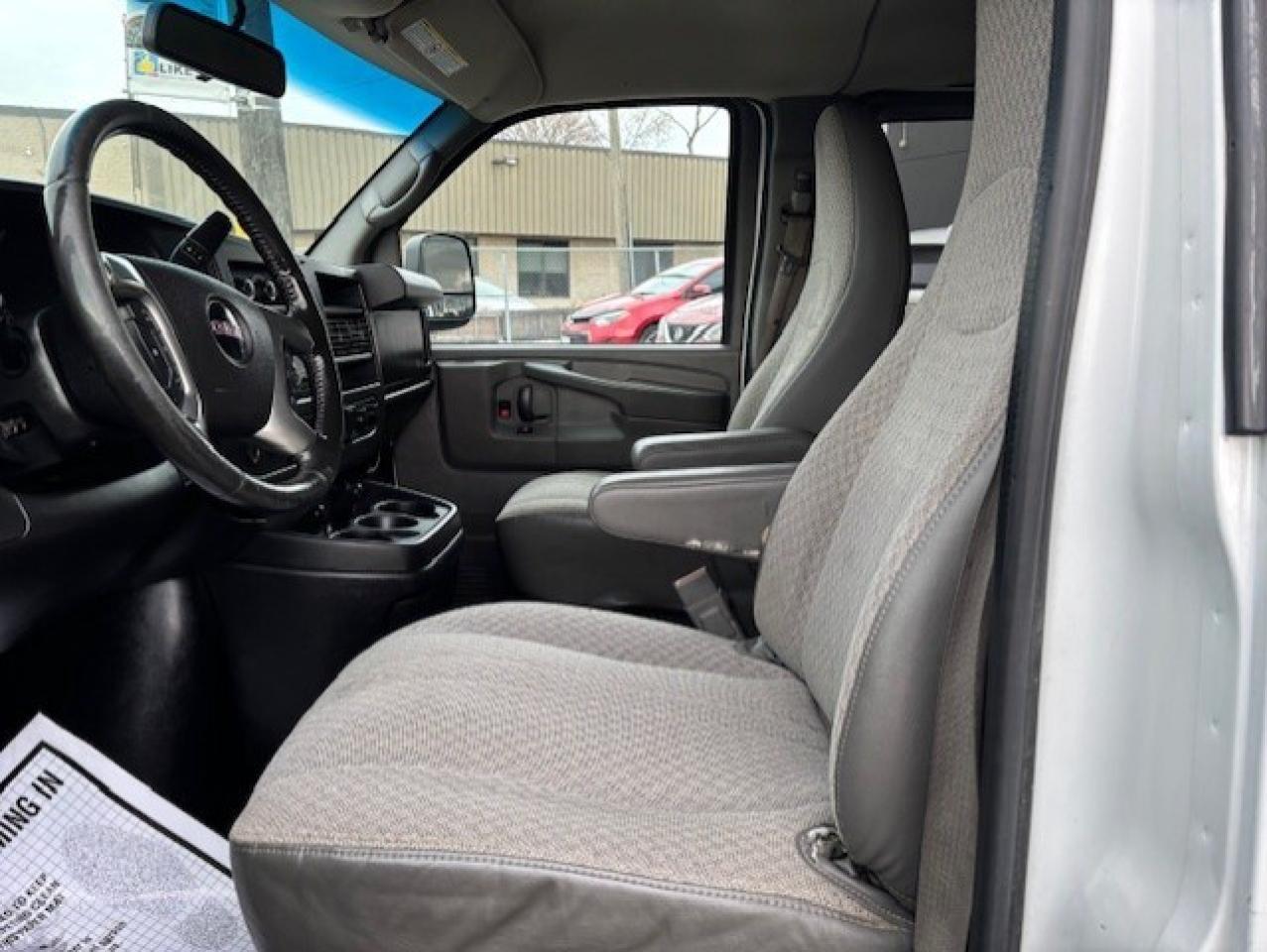 2015 GMC Savana Passenger LT 3500 15 PASSENGER EXTENDED-REMOTE START-TOW PKG Photo