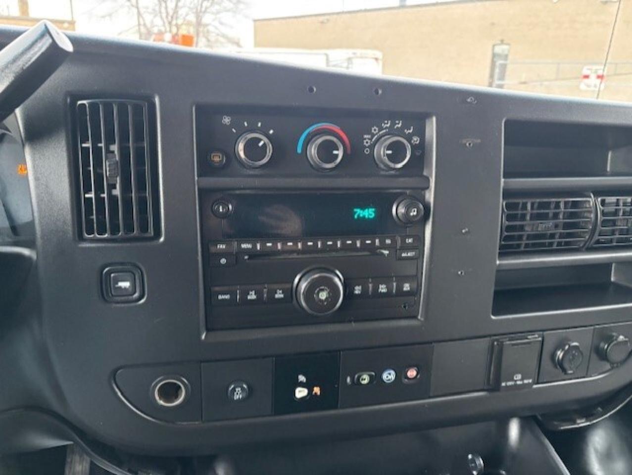 2015 GMC Savana Passenger LT 3500 15 PASSENGER EXTENDED-REMOTE START-TOW PKG Photo