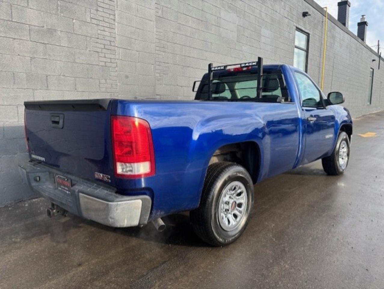 2013 GMC Sierra 1500 V6 REGULAR CAB-8 FOOT LONG BOX-1 OWNER-CERTIFIED! Photo