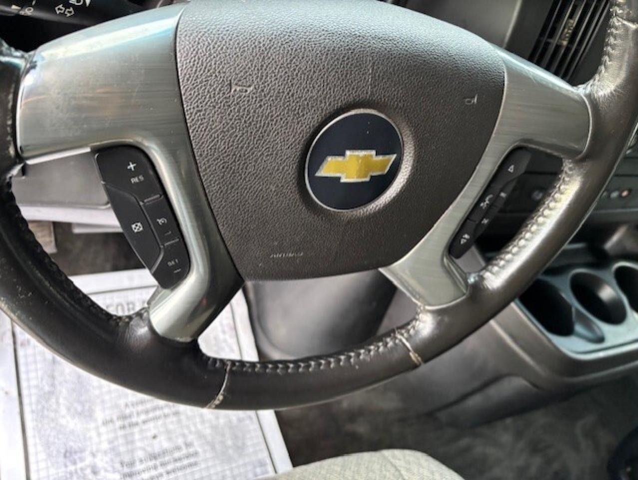 2011 Chevrolet Express Passenger LT 2500 **12 PASSENGER-REMOTE START-RUNS GREAT** Photo