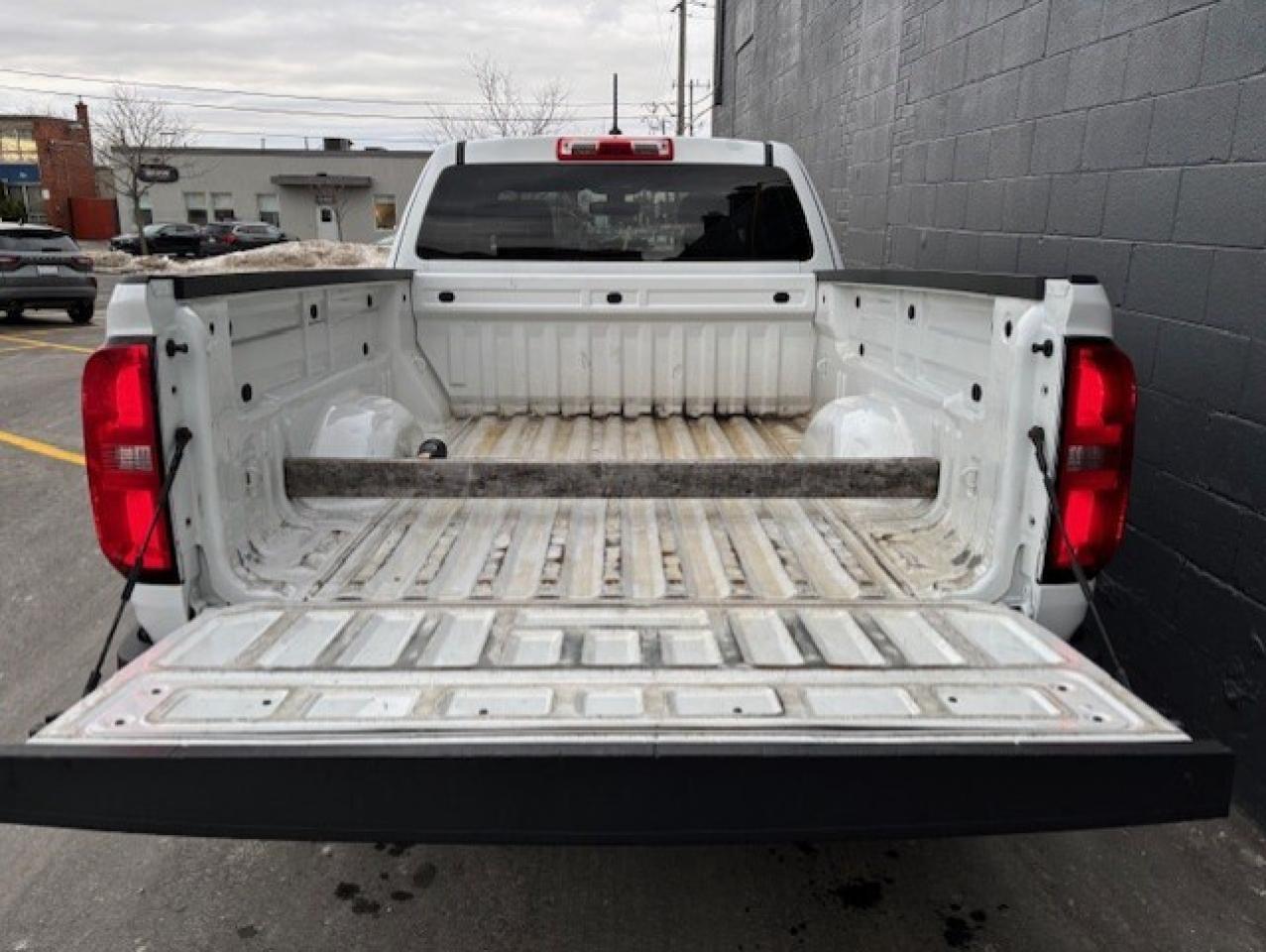 2020 Chevrolet Colorado 4 CYLINDER-1 OWNER-NO ACCIDENTS-CERTIFIED-FINANCE! Photo